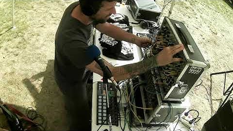 Logic L.F.O aLive Act - Ext.4878 - Eurorack Modular - Electric Techno Improvisation