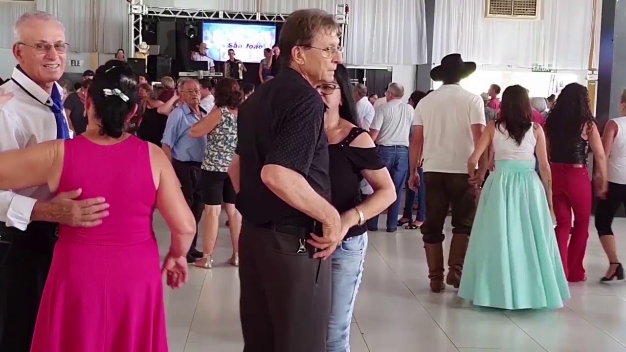 Valdir Pasa - (Baile em casa )  15\05\2021  compartilhe;
