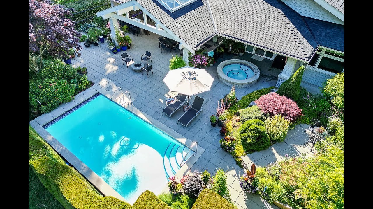 Entertainer's Paradise, West Vancouver, BC - Sotheby's International Realty Canada