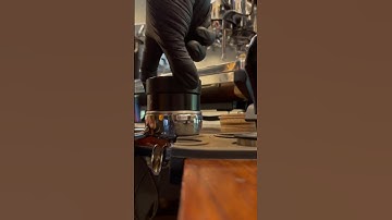 How to tamp our coffee 😊#coffee #tamping #love