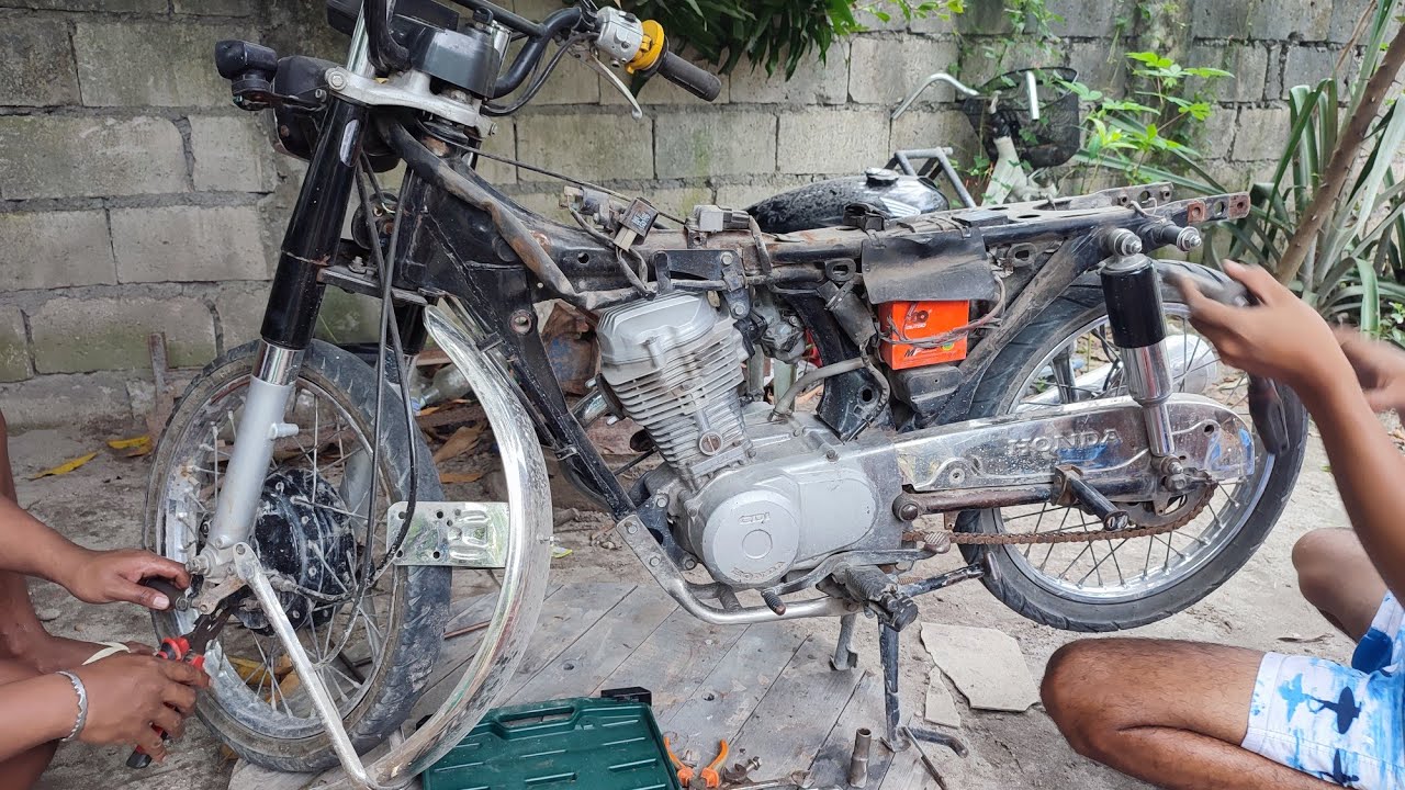 Tmx 155 Restoration | black | Part 1 - YouTube