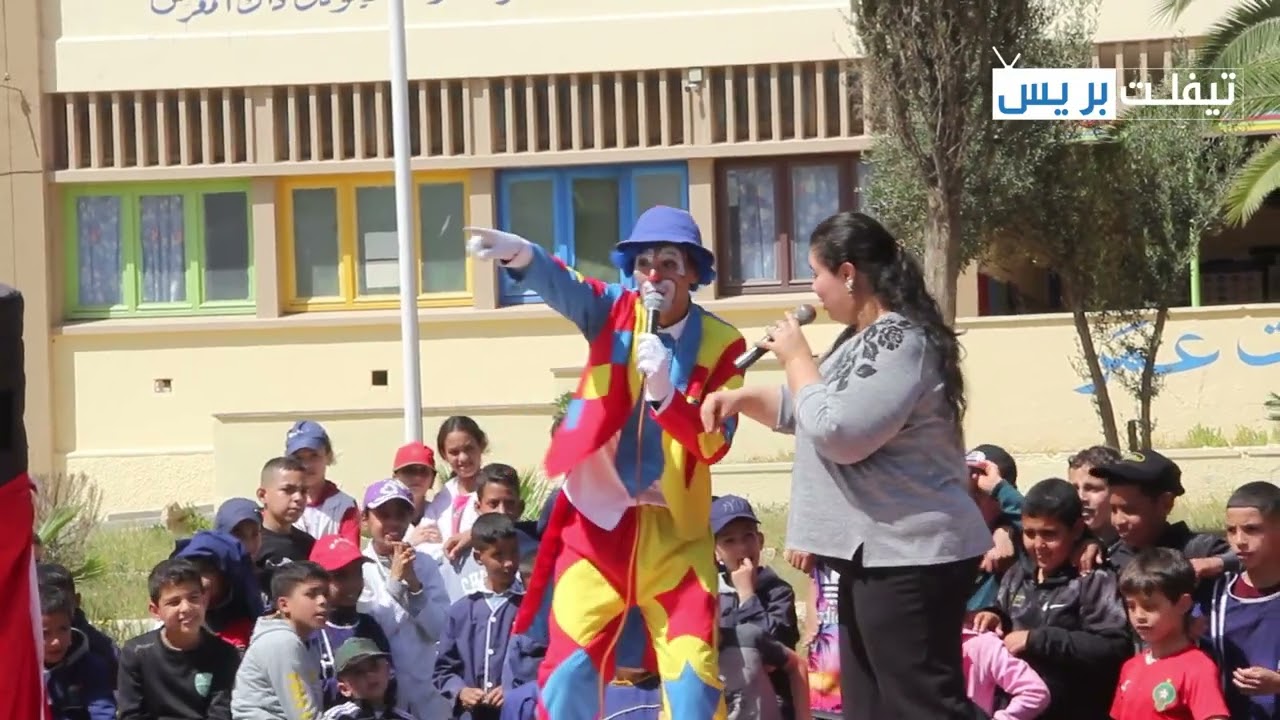 سكينة درابيل تنشط صبيحة ترفيهية بمدرسة حفصة بنت عمر بمدينة تيفلت