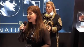 Jennifer Degollado y Mariachi Divas “Amor de Los Dos”
