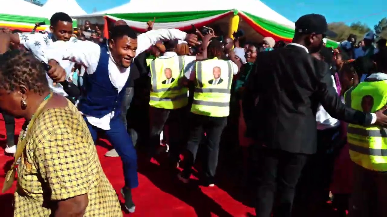 ANGALIA NDEKE ALIVYOFANYA KITUI NLP  WATU WALIVUJA VITI JIONEE MAAJABU