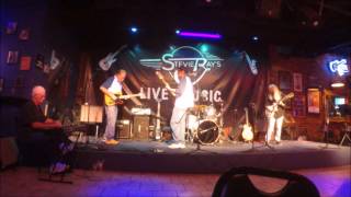 Robert Lowe on Bass Feb 7 2017 w pete bell and donna bevins