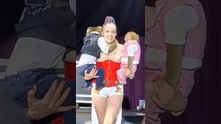 Осторожно, Обезьянки Он Моя Гордость