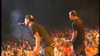 Download lagu blink-182 - Anthem, Pt. 2 (Live in Chicago) mp3