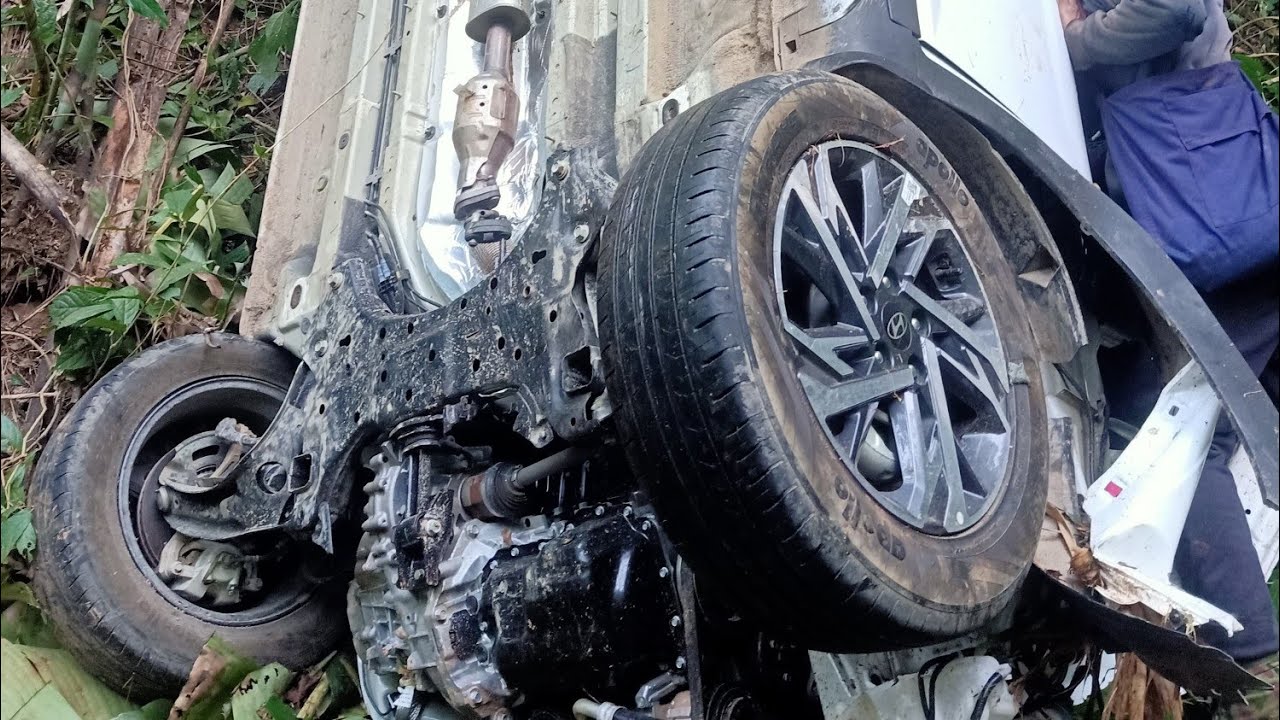 KTP bial Con' a kal Car accident a mi 2 thihna..a pawi lutuk