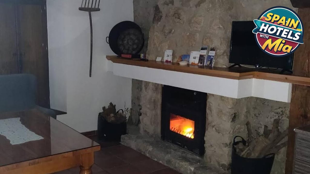 Alojamiento Encarnacion | Mancha Real, Spain | Hotel Review 🛏️