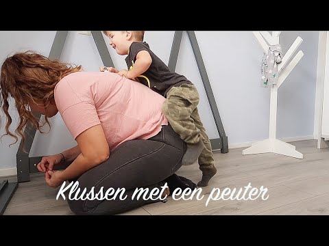 Video: Watter grootte matras gaan op 'n kleuterbed?