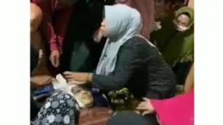 Download Lagu Pengantin baru MP3 Download Lagu Pengantin baru MP3