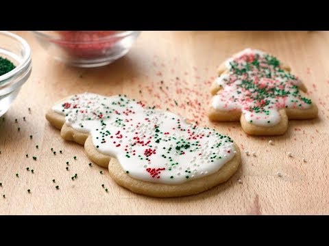 Basic Iced Holiday Sugar Cookies | Pillsbury Recipe