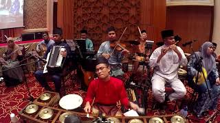 Video thumbnail of "Brunei Traditional Song "Dang Mengalai" (live performance) ft. Seri Berunai (Instrumental)"