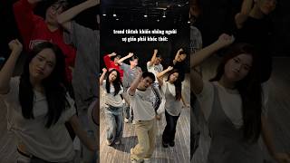 Is this cockroach cute ! #tiktoktrend #dance #euranix #tiktokdance