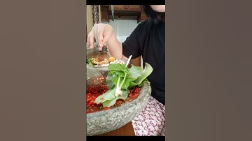 Thumbnail of Makan lalaban daun kencur#Sambellalapan