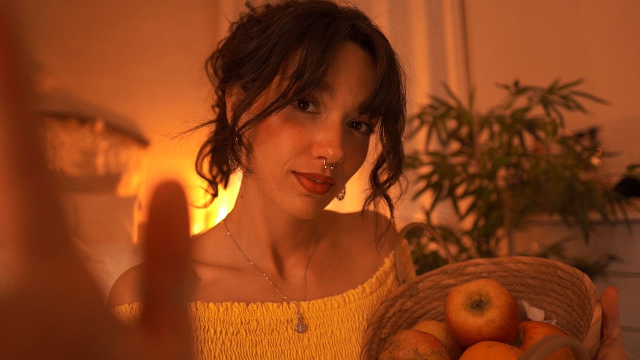 ASMR Roleplay en Español | Te cuido con cariño y atención | Voz suave y ambiente cálido para dormir