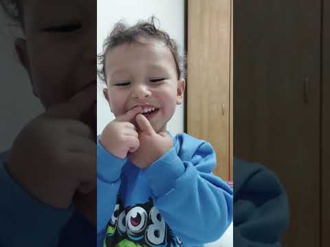 enquanto o Aba trabalha ele manda o recado!! também te amo filho!