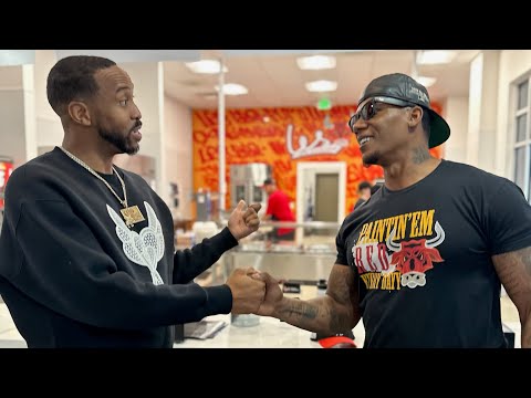 Les The BBQ man gives Chase pointers on how to run a successful restaurant