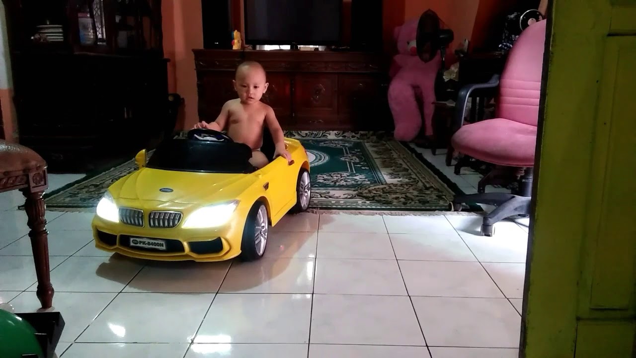  Bayi  lucu Belajar Main Mobil  Mobilan GAS Sendiri tanpa 