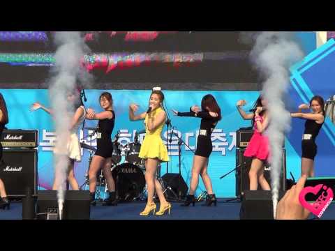 [Fancam] 130525 SNSD-TTS - Twinkle at Kyungbok Highschool Family Festival by SOSHIFANCLUB
