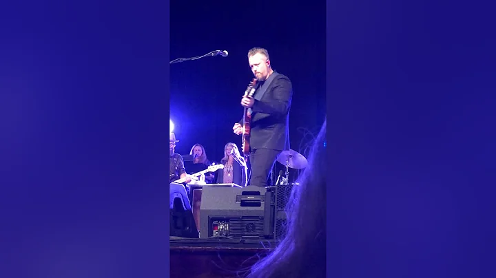 Jason Isbell - Fooled Around and Fell in Love (Liv...