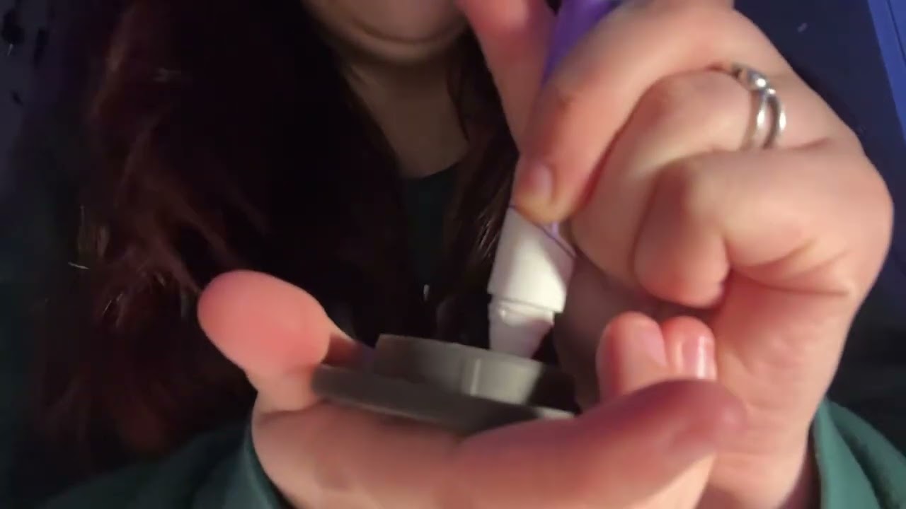 Plucking your negative energy 🎀