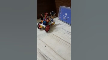 Obstacle Avoiding  Robot  using ardruno  #robot #youtubeshorts