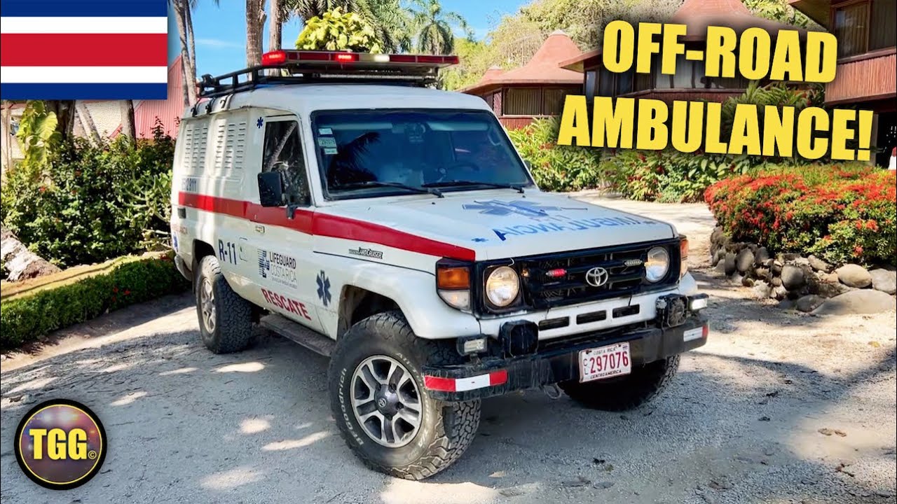 [Costa Rica] Off-Road Ambulance With Lights & Siren!