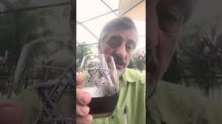 Десять заповедей Моисея. Почитай отца своего и мать свою. #shorts #usa #родители #мама #shortvideo