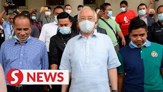 Download lagu Najib settles bail of RM1mil