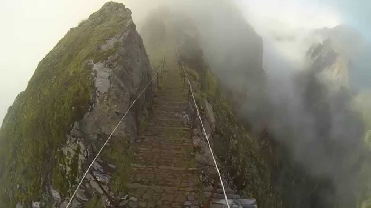 Madeira: Pico Arieiro - Pico Ruivo Walk