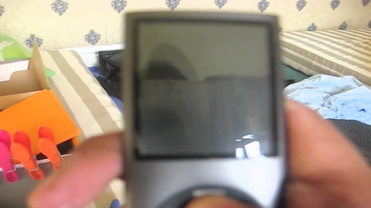 how to restart an ipod nano 4g - YouTube