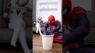Download Lagu Spider-man Trick In Real Life - Funny Pranks Spiderman Version😂#shorts MP3