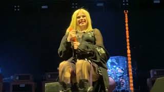 Avril Lavigne - What The Hell - Live in Paris, France 2023-04-12 (Multicam + Pro audio)