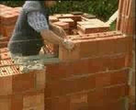 Costruire un muro di mattoni eurobrick youtube Costruire un parapetto in muratura