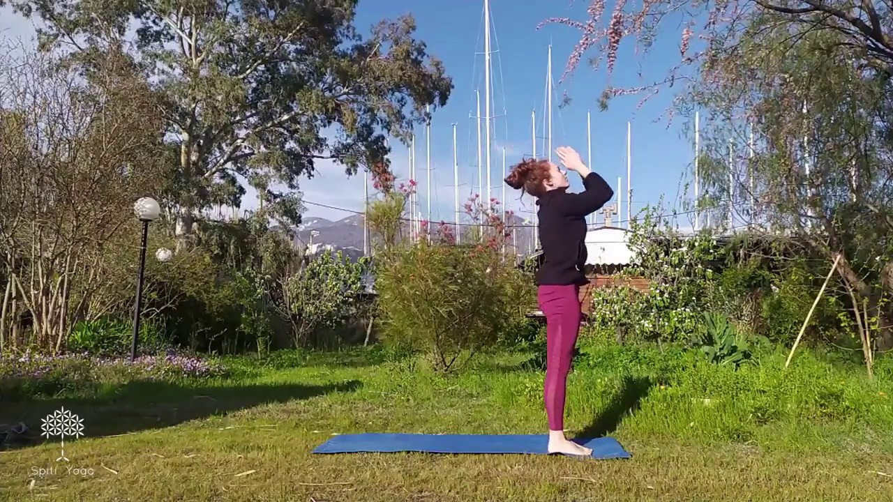 Vinyasa Flow Yoga - Ευαγγελία Μόσιου