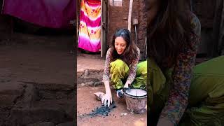 SLYVIA KYAKOZE OMUZUNGU, AMWESASULIZA  EBYOBUGAGA JOHN SPEAK BYEYABA 