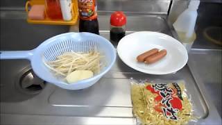 また焼きそばを作った　味付けはカゴメの中濃ソース