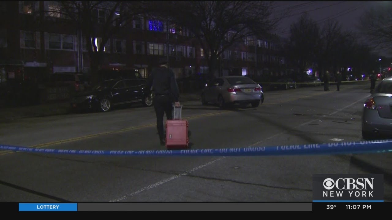 Man Fatally Struck By Car Backing Up In Queens - YouTube