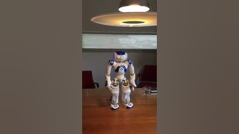 Bureau HHM krijgt bezoek van zorgrobot Zora