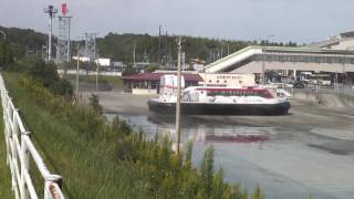 Drifting Hovercraft (English Subs)
