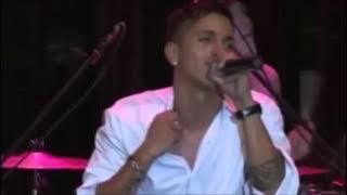 18 Kilates - Chica del este / Deja de llorar │ EN VIVO