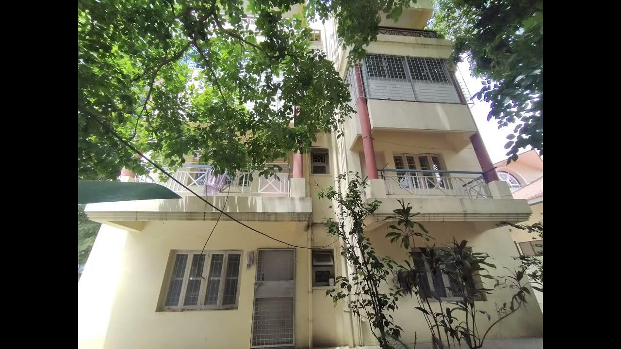 For sale north east corner commerical 90*45 30k Jayanagar 4th t block