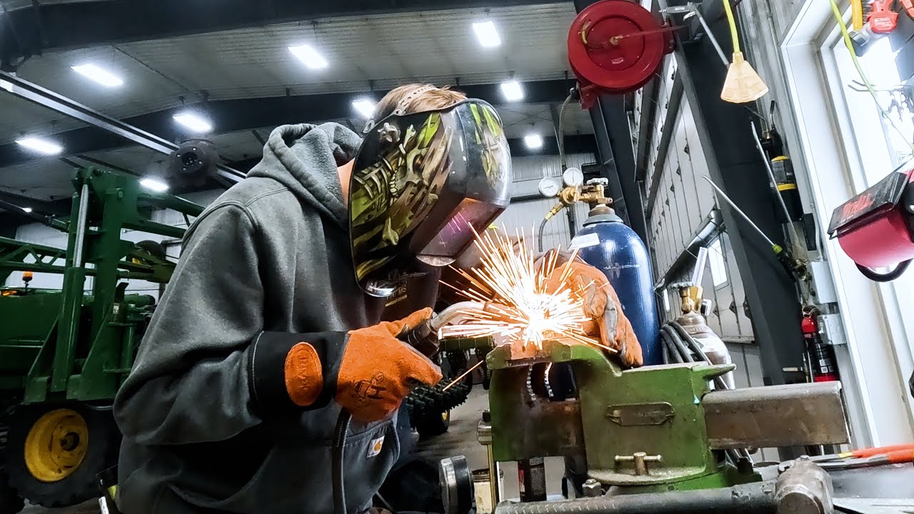 Мы выяснили, почему его продали!!