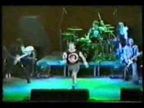bruce-dickinson---11.bring-your-daughter-...(athens-2002)