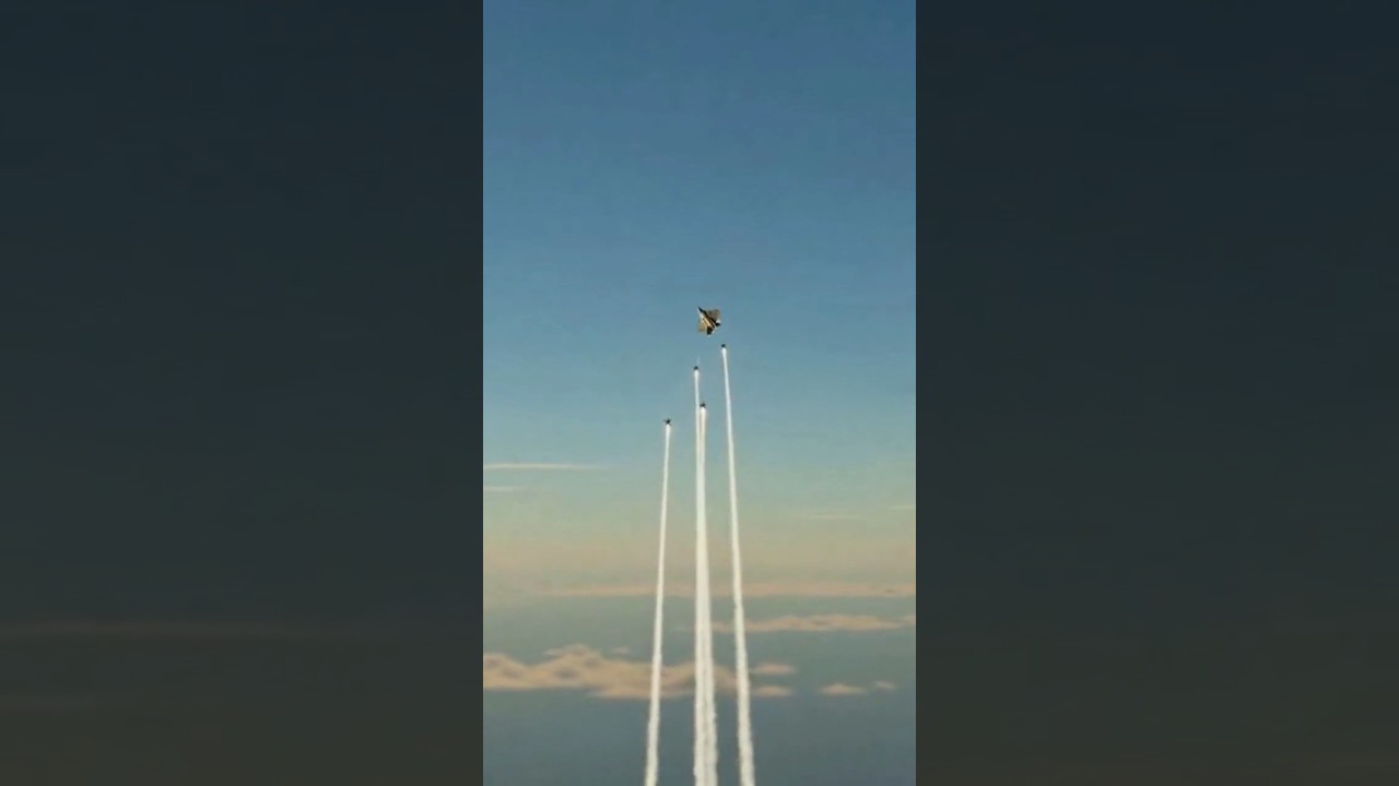 Extreme Jet Maneuver  #fighterjet #missile #aircombat #military #jetfighter #aviation #dogfight