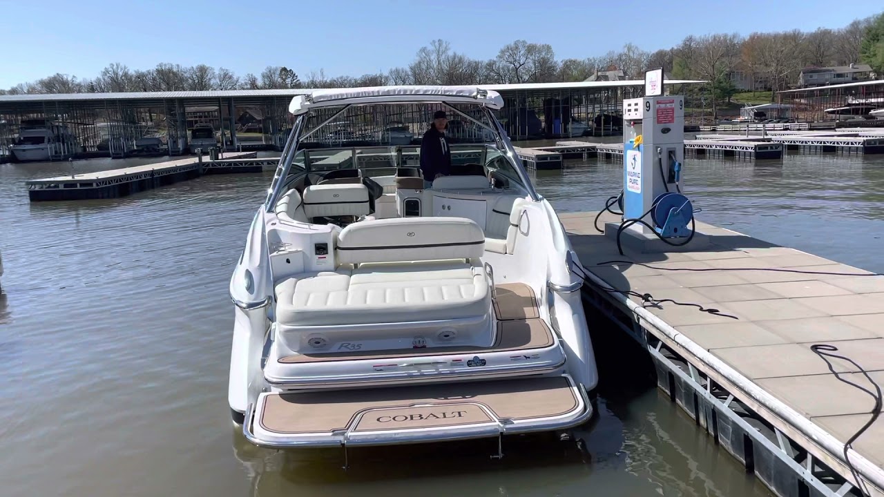 2021 Cobalt Boats R35 - Start Up Exhaust - Captain’s Call