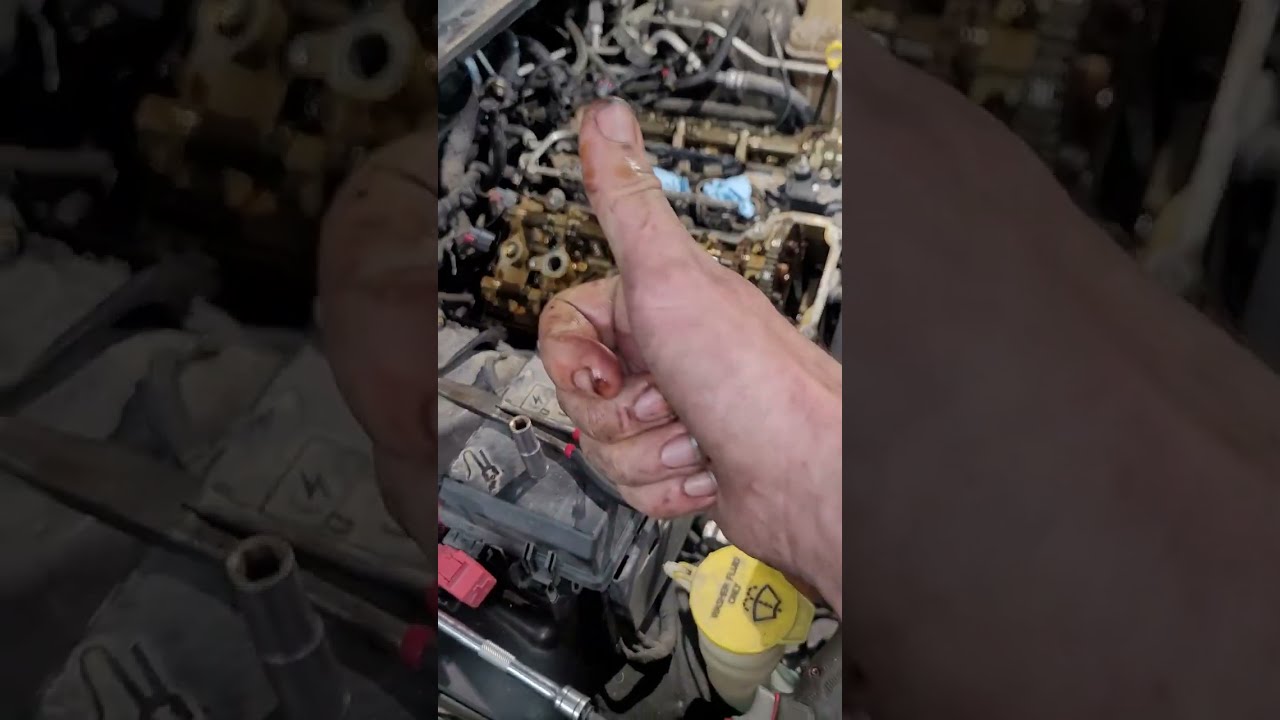 Why Chrysler's Valvetrain Design is SO Bad