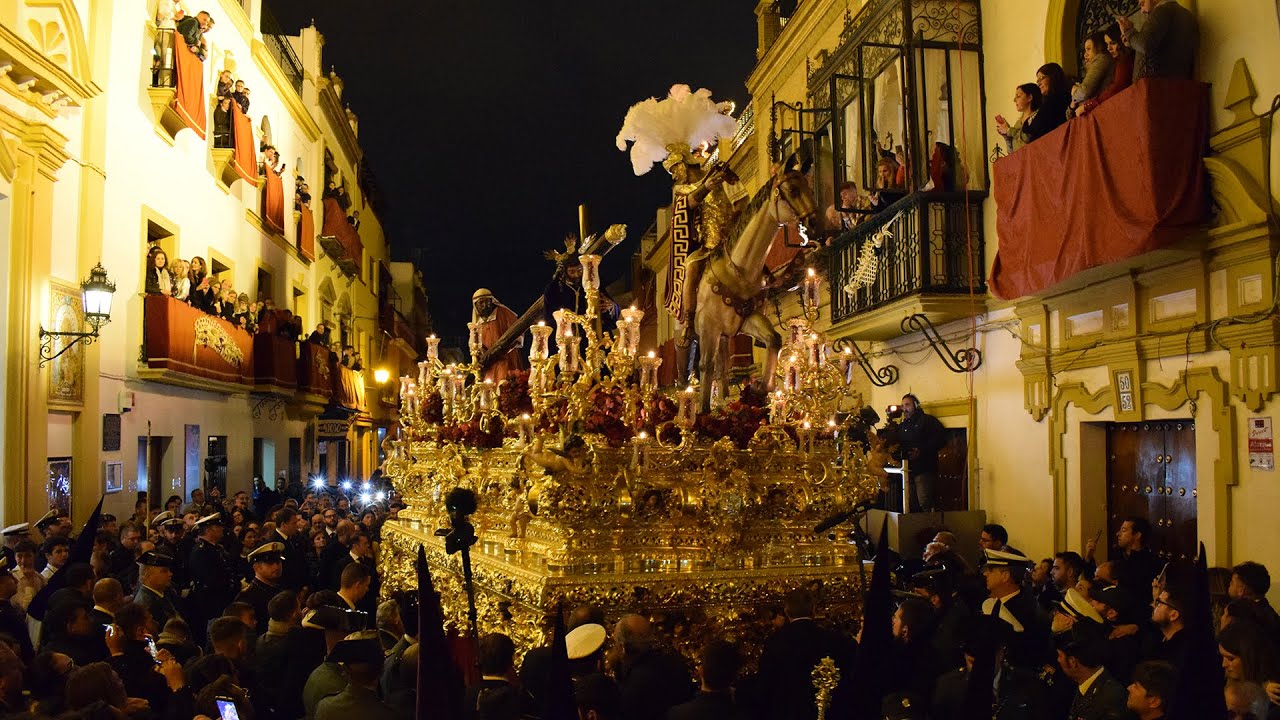 Marcha Real y Homenaje a la Marcha Amarguras | Salida Tres Caídas de Triana 2019