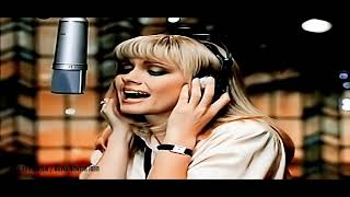 Olivia Newton-John : A Little More Love ( HD ) #classichits #rockdelos80s #techno90s #toppop